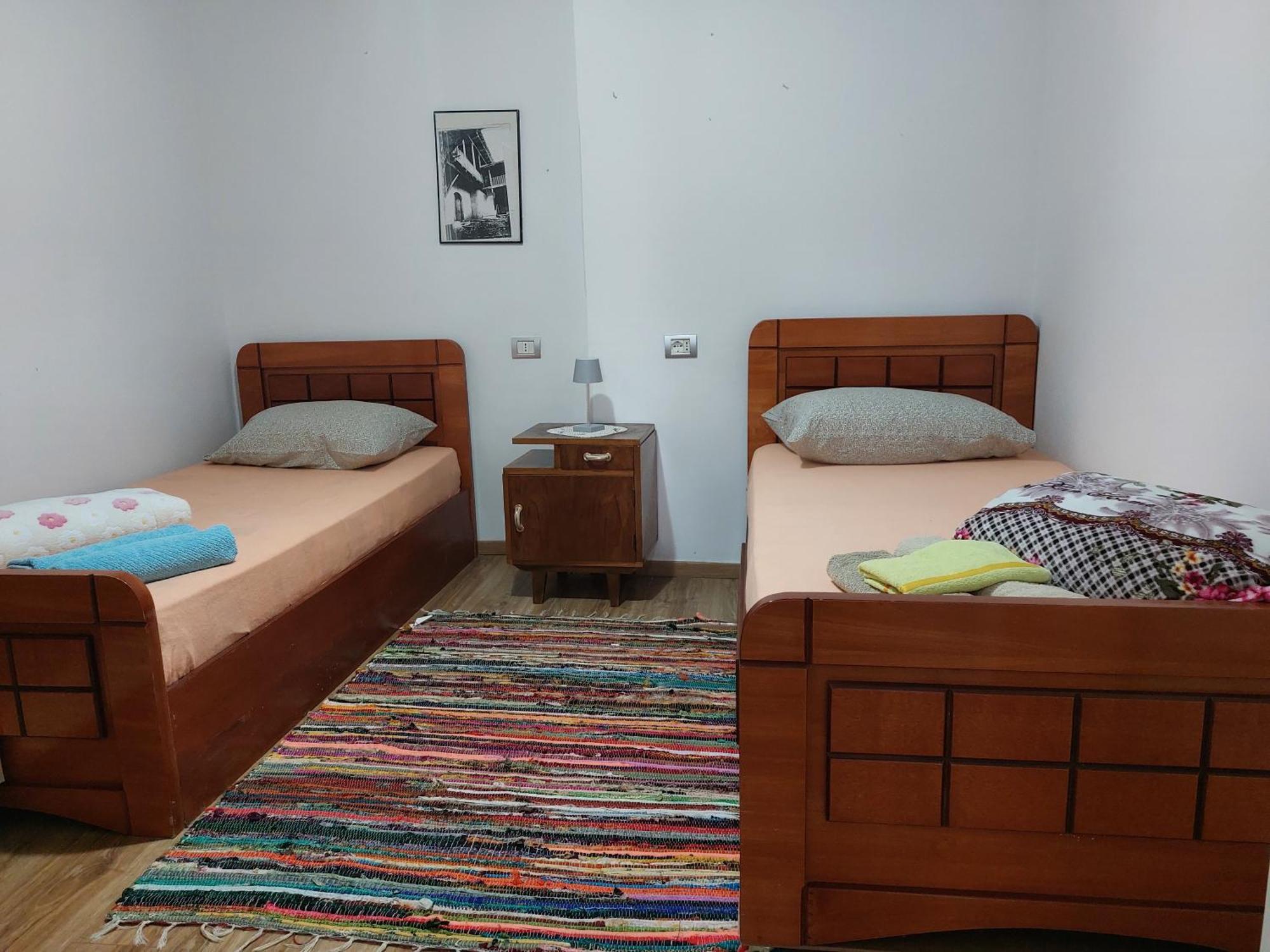 Guest House Flowers Μπεράτ Εξωτερικό φωτογραφία
